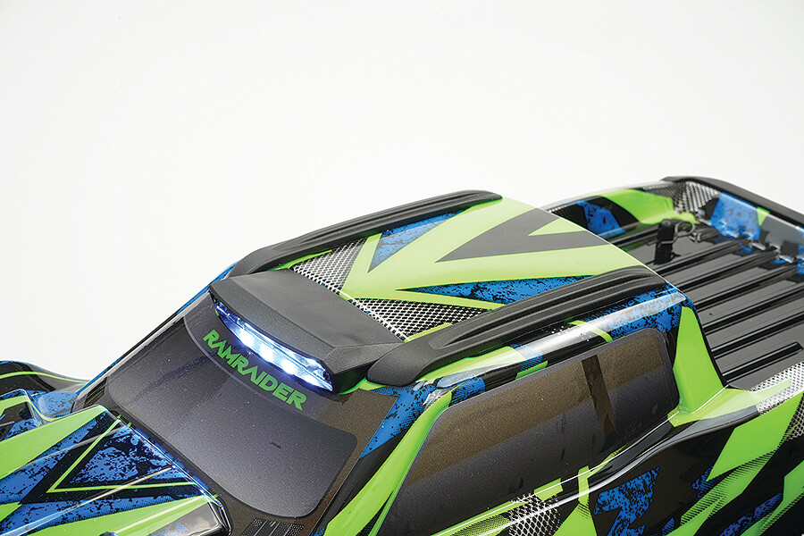 NOUVEAU FTX RAMRAIDER 1/10 BRUSHLESS MONSTER TRUCK RTR - VERT/BLEU