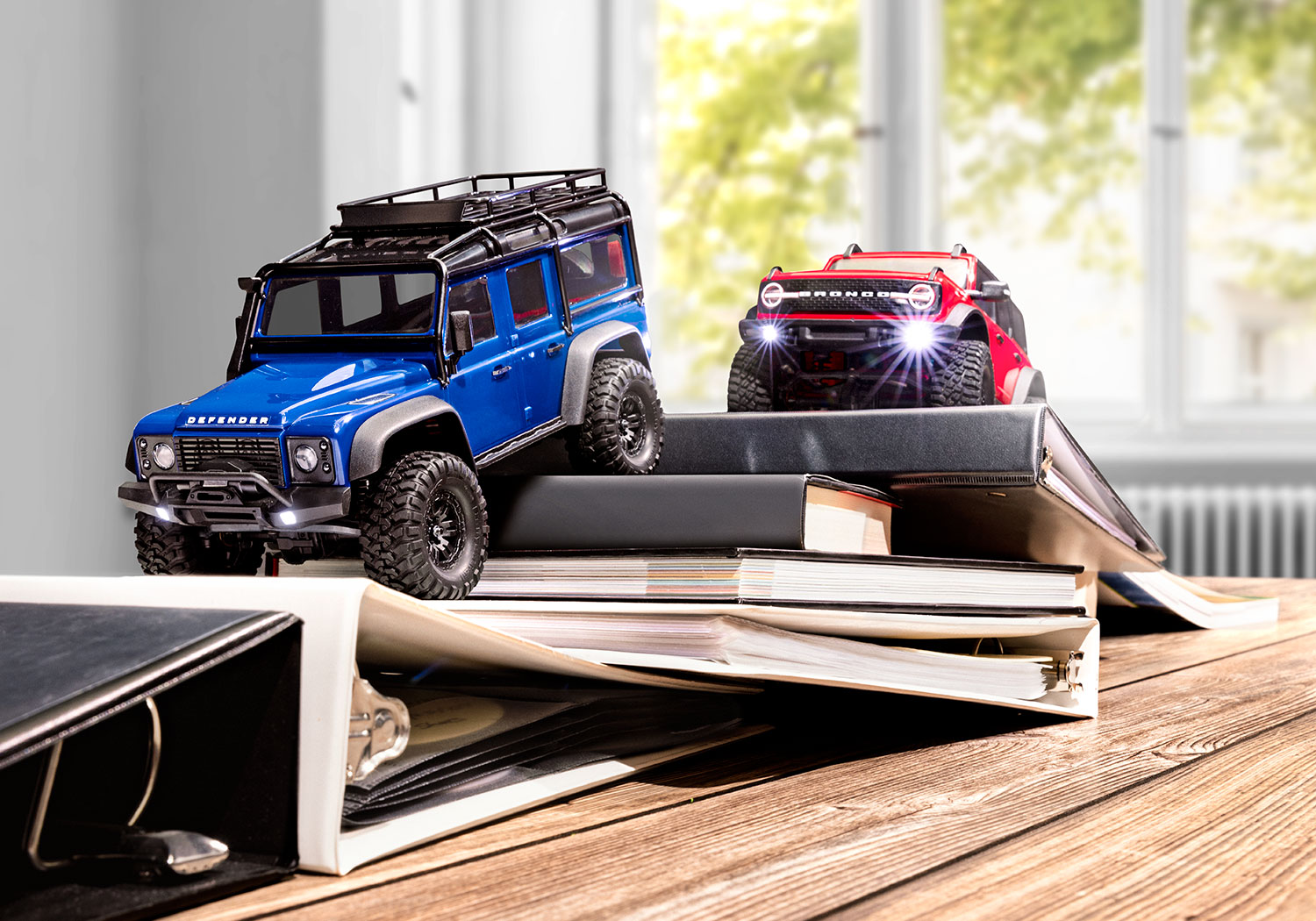 TRAXXAS TRX-4M FORD BRONCO 1/18 ROUGE - CRAWLER RC