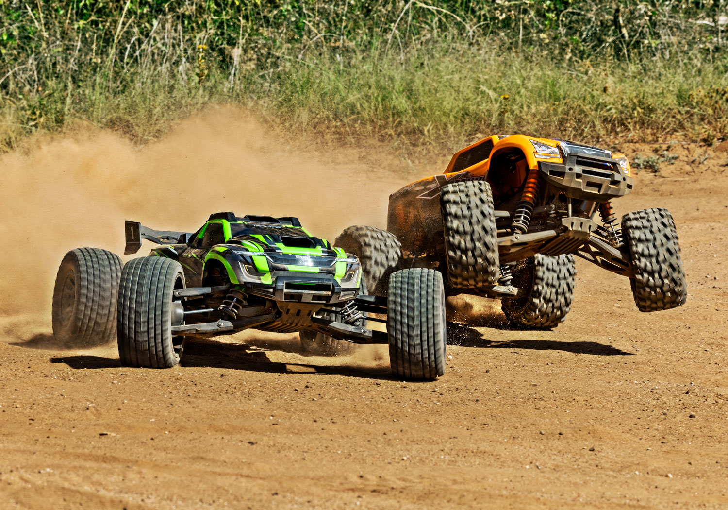 OFFRE SPÉCIALE NOUVEAUTÉ TRAXXAS XRT 1/5 BRUSHLESS 8S VERT AVEC LIPO 6700 ET CHARGEUR DOUBLE
