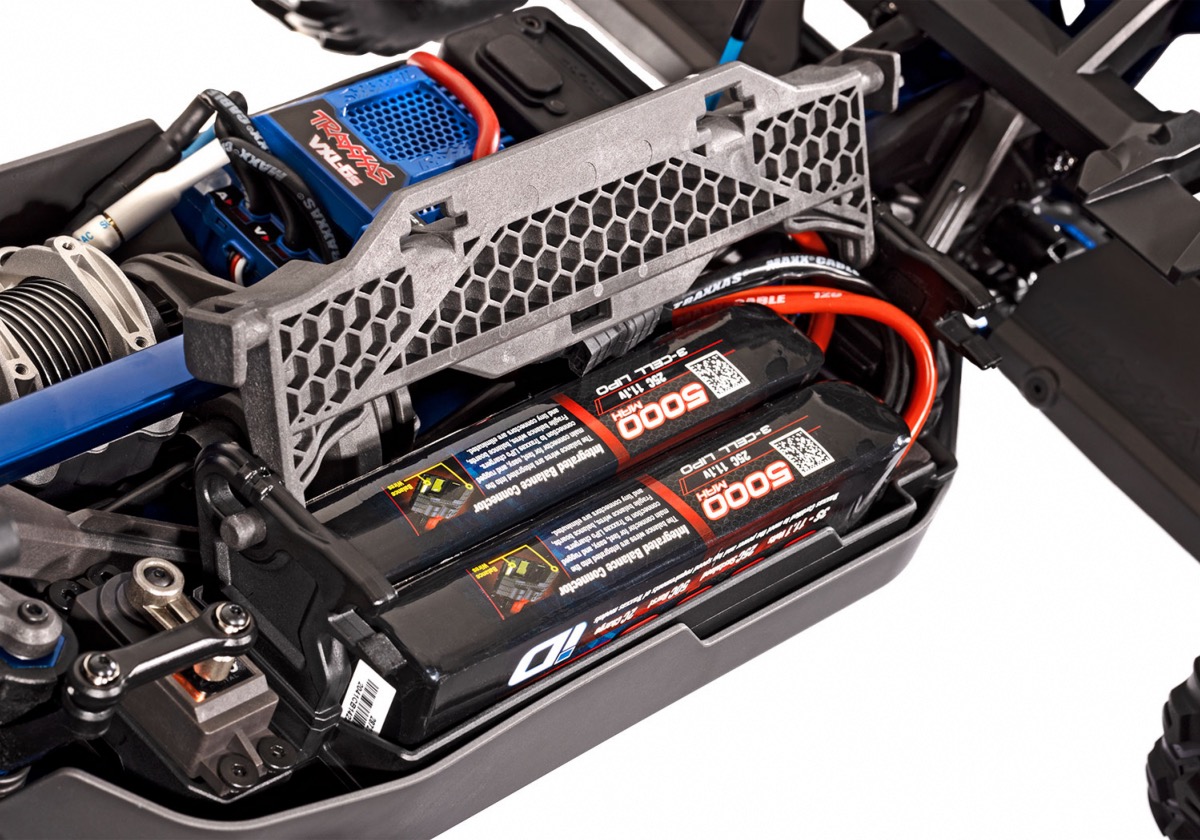 PACK ECO TRAXXAS SLEDGE 4X4 BRUSHLESS VERT LIPO 6S CHARGEUR DOUBLE SAC OFFERT